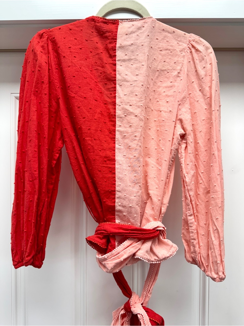 Anthropologie x FARM Rio Wrap Blouse Swiss Dot Puff Sleeve Colorblock Pink Red - Picture 13 of 15